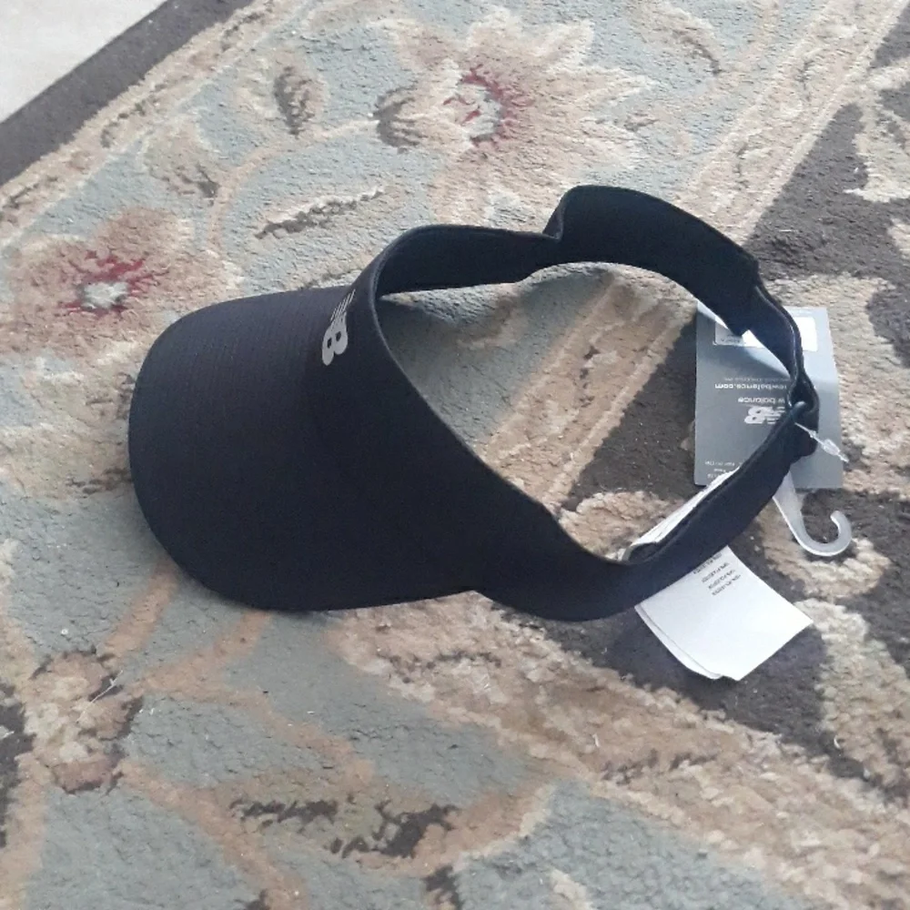 New Balance performance ladies visor